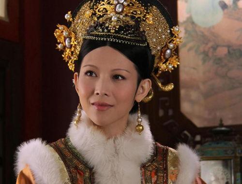 太后娘娘在娱乐圈吃瓜,宫廷视角下的明星风云